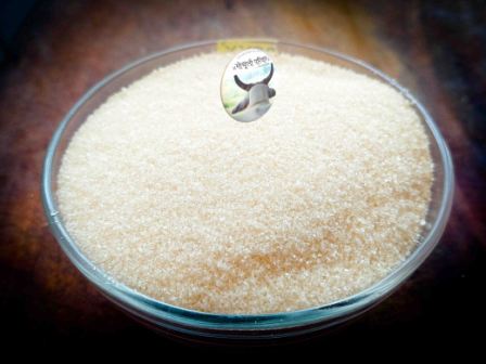 Organic Desi Khaand / देसी खांड (100% Chemical Free - Off White colour)- 1kg & 2kg - 1kg